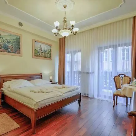 Victoria Cecchini 2* Krynica-Zdrój