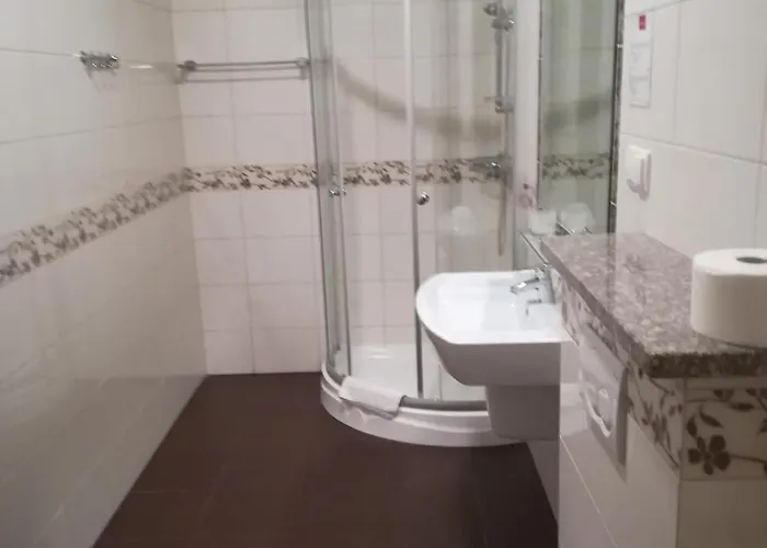 Victoria Cecchini Hotel 2*